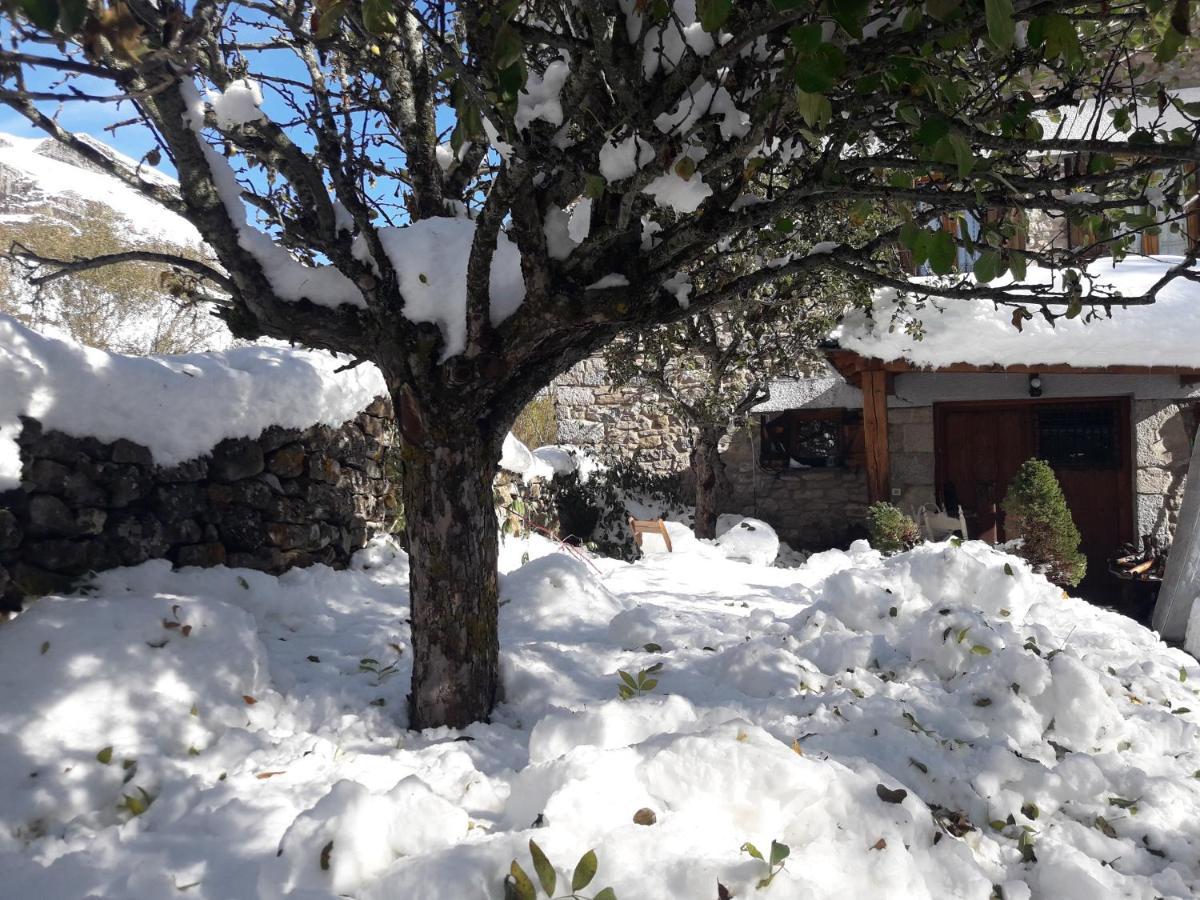 Posada El Rincon De Babia La Cueta Eksteriør billede